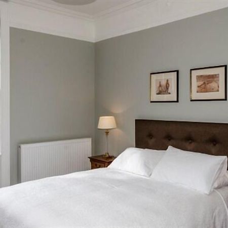 The Lions Bed & Breakfast Newark upon Trent Екстериор снимка